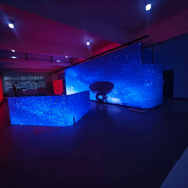 Front-service outdoor fixed LED screen, IP65 waterproof, ideal for billboards and building facade installations